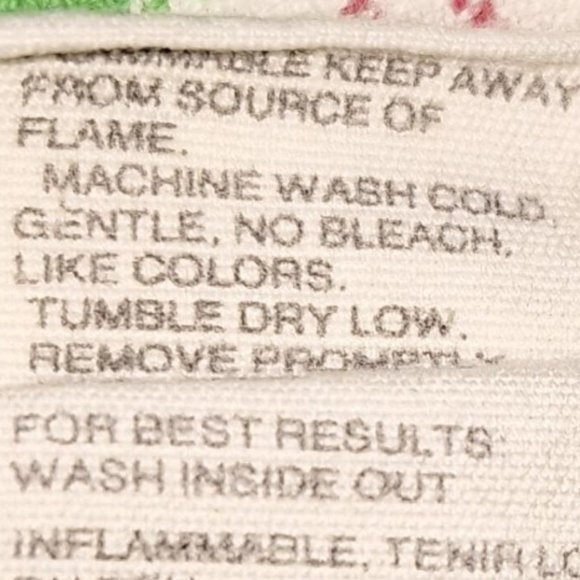 Woolrich Plaid Flannel Top with Long Sleeves and Button Closure Size Medium - Picture 8 of 9